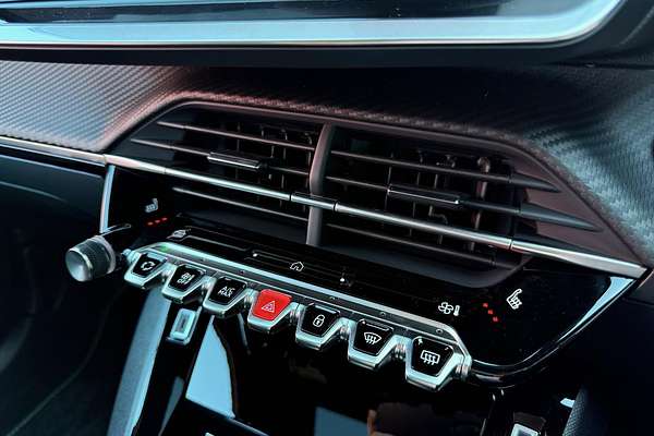 2025 Peugeot 2008 GT Hybrid P24