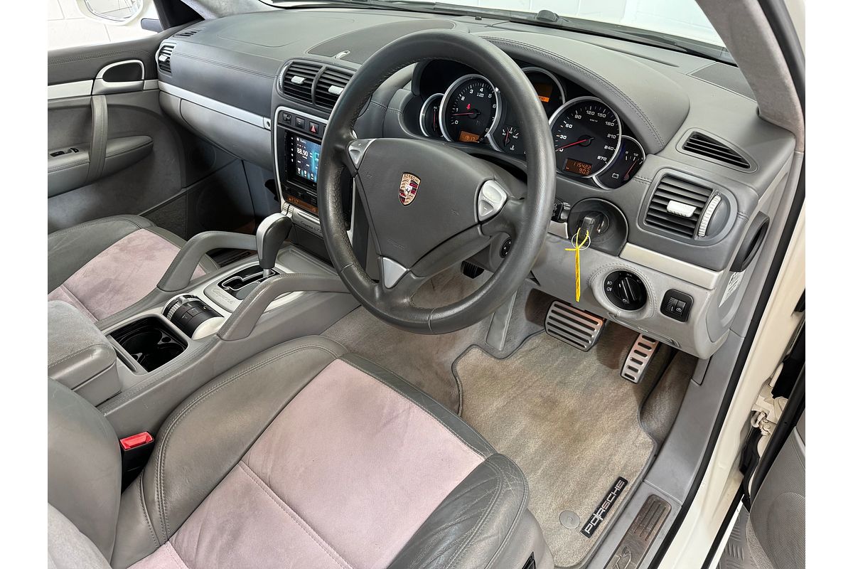 2008 Porsche Cayenne GTS