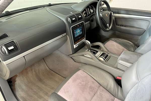 2008 Porsche Cayenne GTS