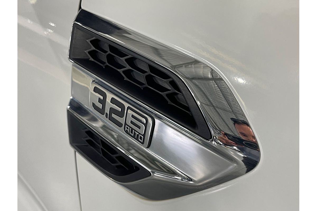 2016 Ford Everest Trend UA