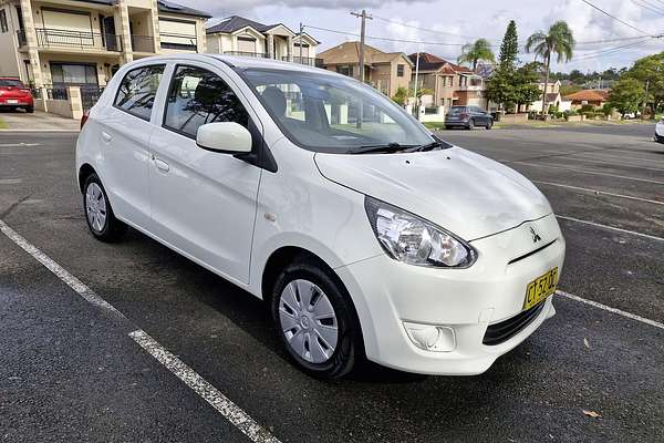 2014 Mitsubishi Mirage ES LA