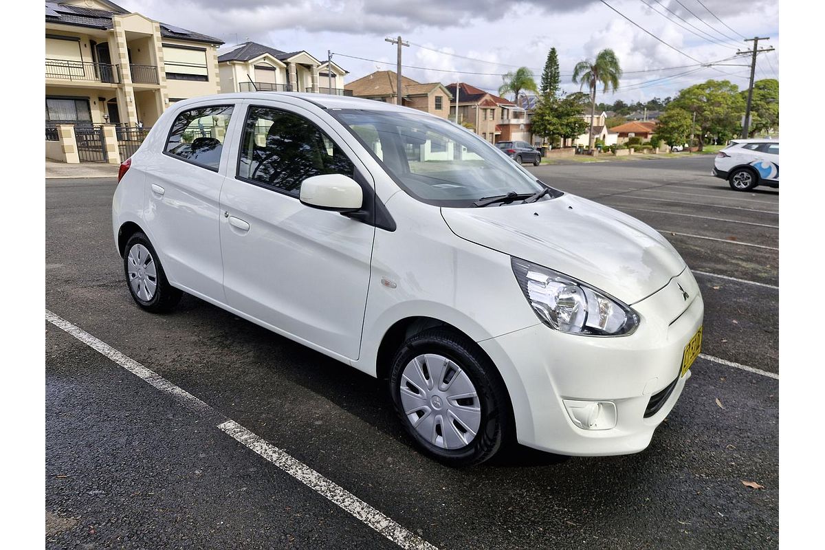 2014 Mitsubishi Mirage ES LA