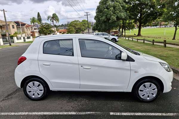 2014 Mitsubishi Mirage ES LA