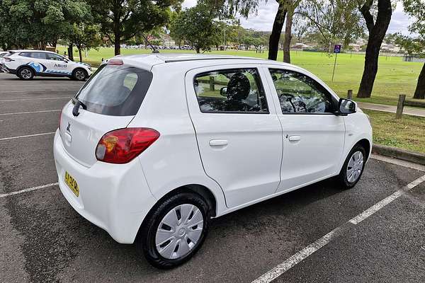 2014 Mitsubishi Mirage ES LA