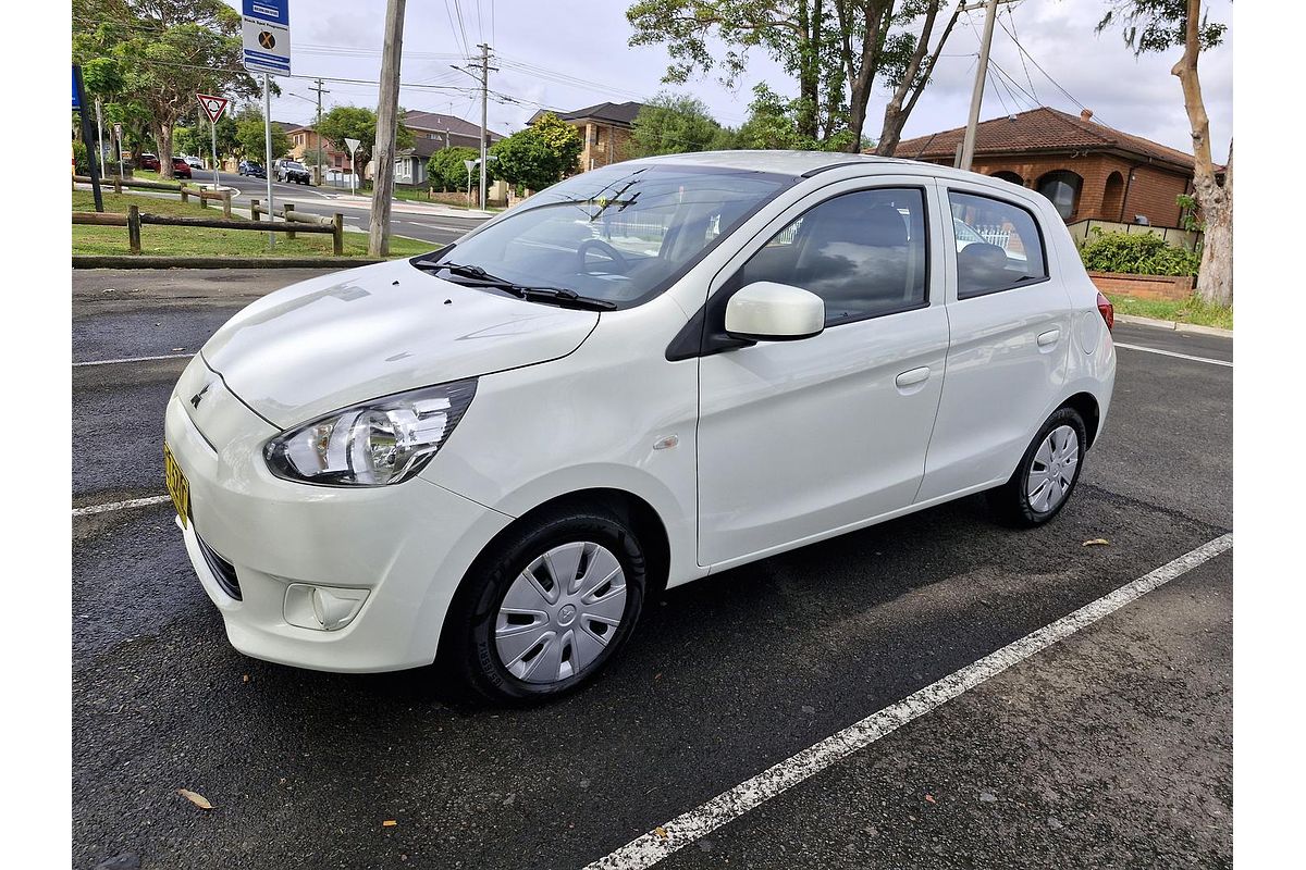 2014 Mitsubishi Mirage ES LA