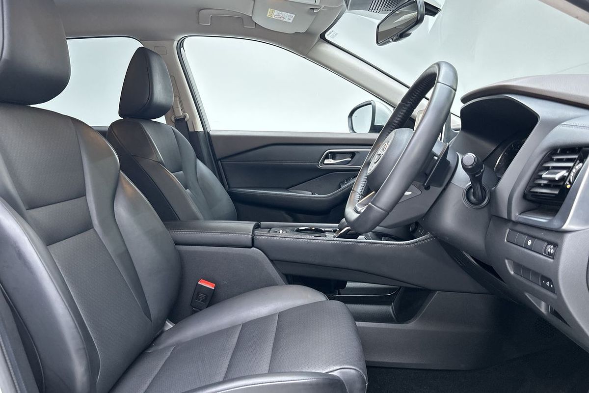 2023 Nissan X-TRAIL ST-L T33