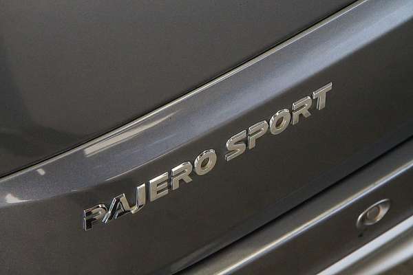 2019 Mitsubishi Pajero Sport GLS QE