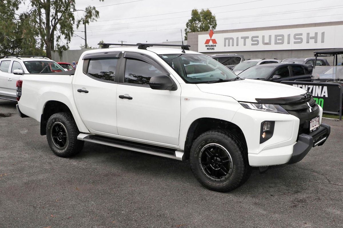 2019 Mitsubishi Triton GLX+ MR 4X4