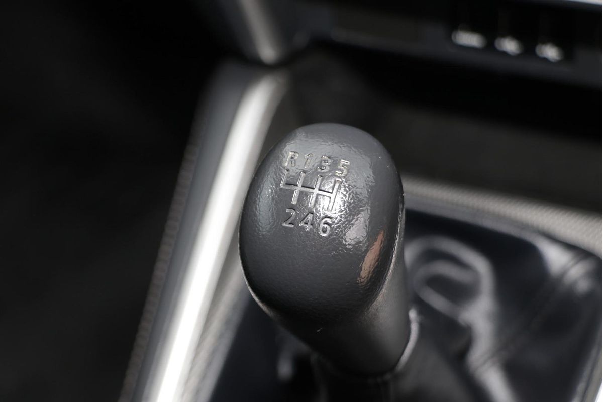 2019 Mitsubishi Triton GLX+ MR 4X4