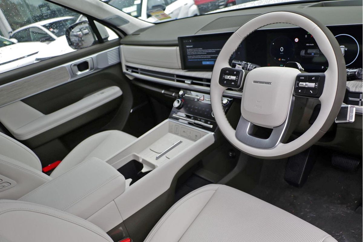 2025 Hyundai Santa Fe Hybrid Calligraphy MX5.V1