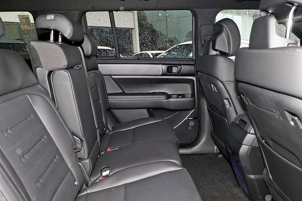 2025 Hyundai Santa Fe Hybrid Calligraphy MX5.V1