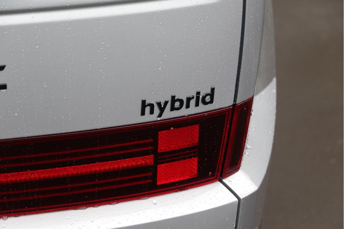 2025 Hyundai Santa Fe Hybrid Calligraphy MX5.V1