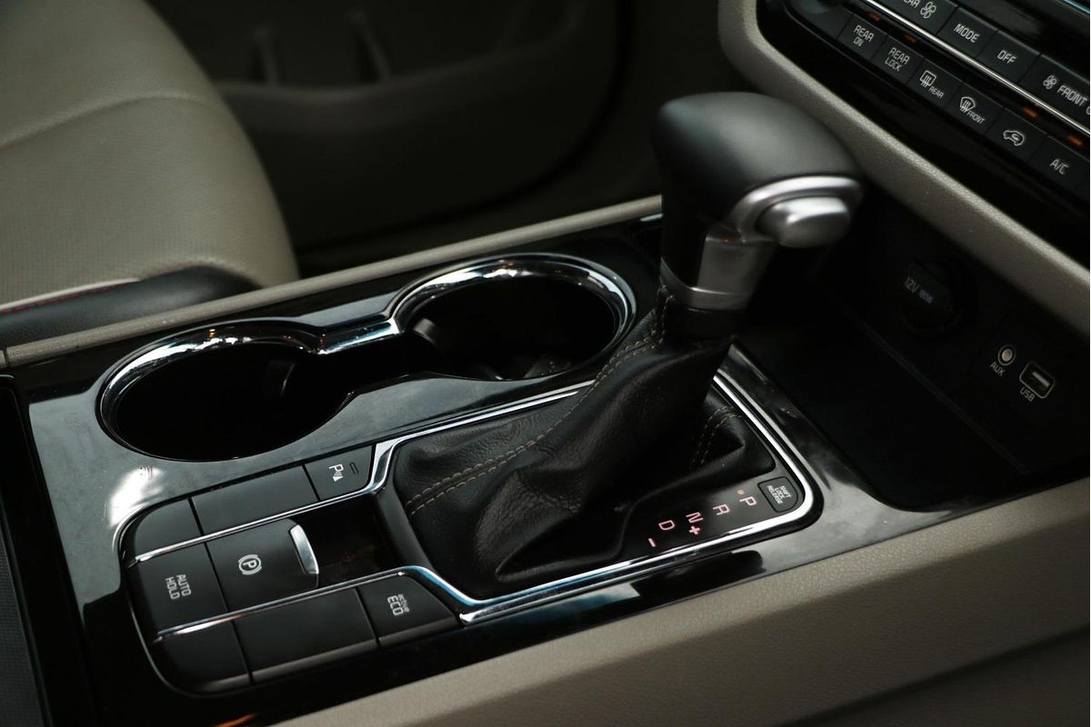 2019 Kia Carnival SLi YP