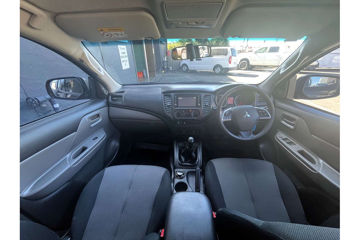2018 Mitsubishi Triton GLX MQ 4X4