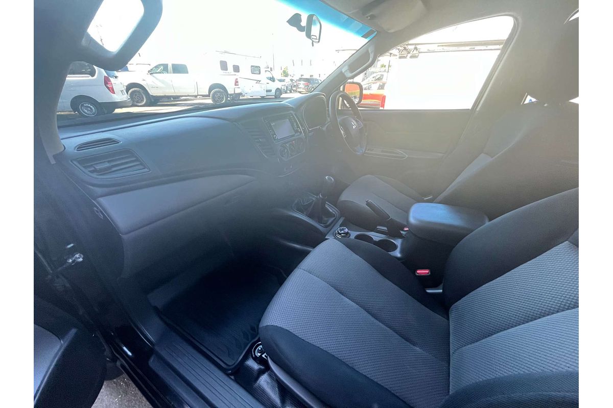 2018 Mitsubishi Triton GLX MQ 4X4