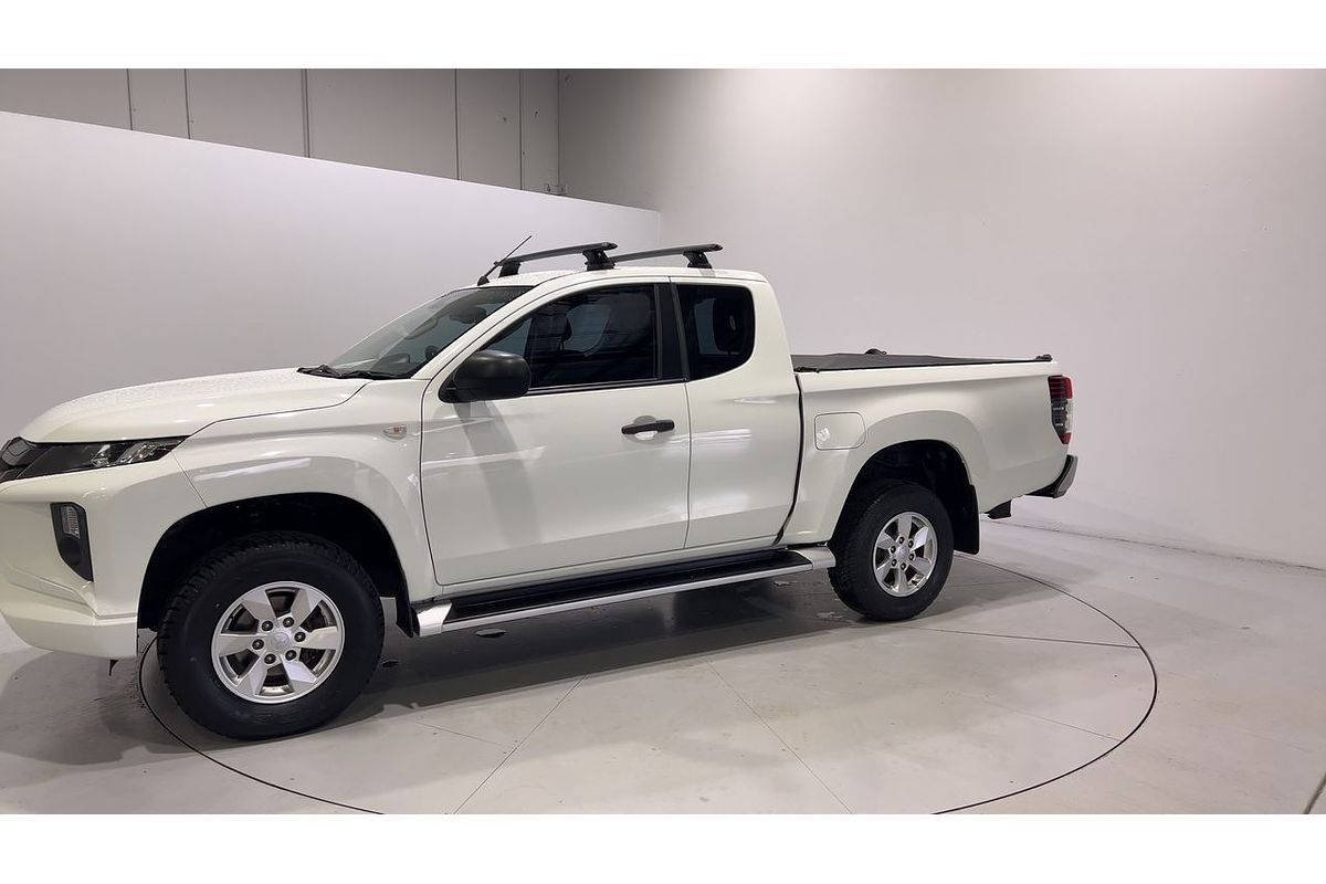 2021 Mitsubishi Triton GLX+ MR 4X4