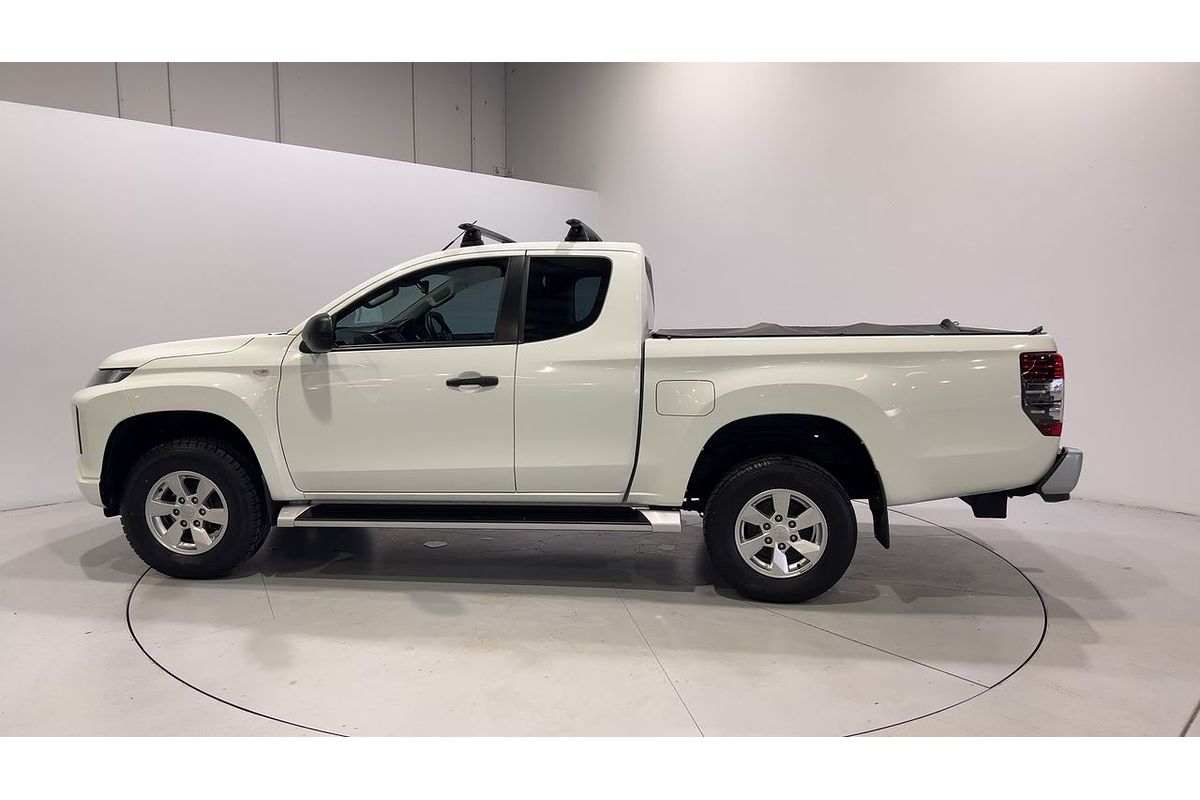 2021 Mitsubishi Triton GLX+ MR 4X4