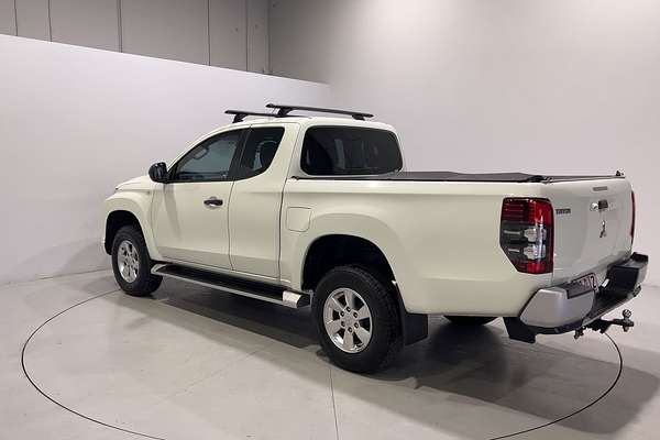 2021 Mitsubishi Triton GLX+ MR 4X4