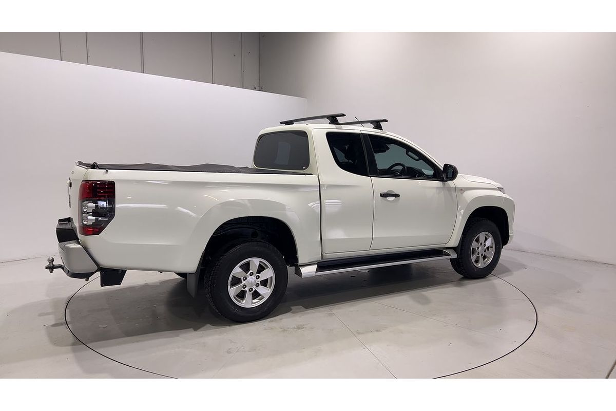 2021 Mitsubishi Triton GLX+ MR 4X4