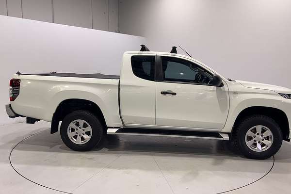 2021 Mitsubishi Triton GLX+ MR 4X4