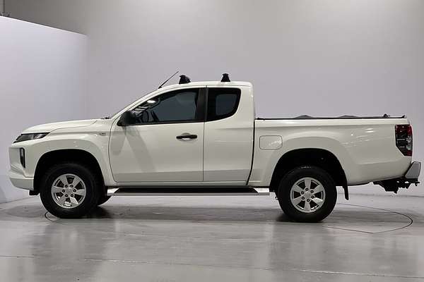 2021 Mitsubishi Triton GLX+ MR 4X4