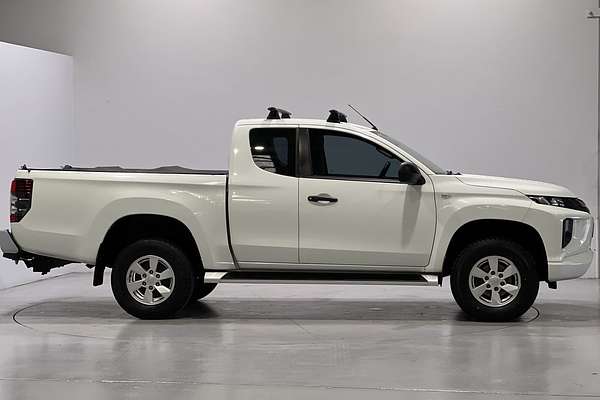 2021 Mitsubishi Triton GLX+ MR 4X4