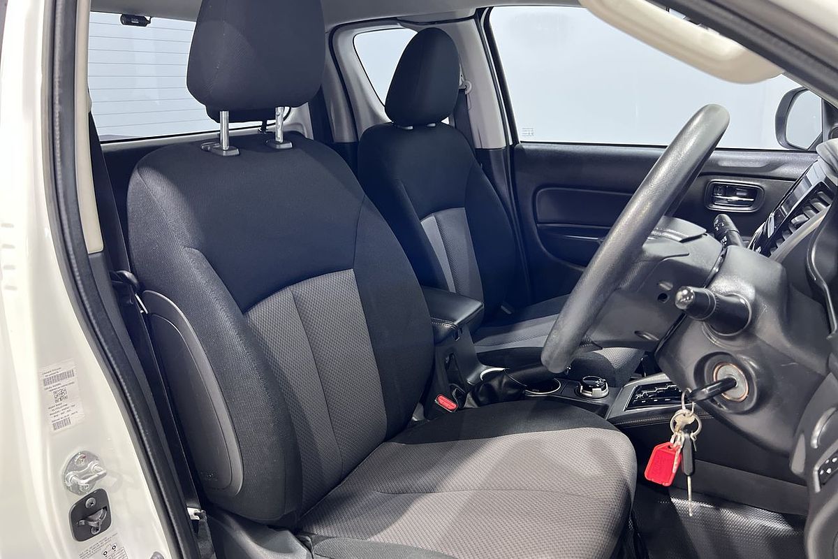 2021 Mitsubishi Triton GLX+ MR 4X4