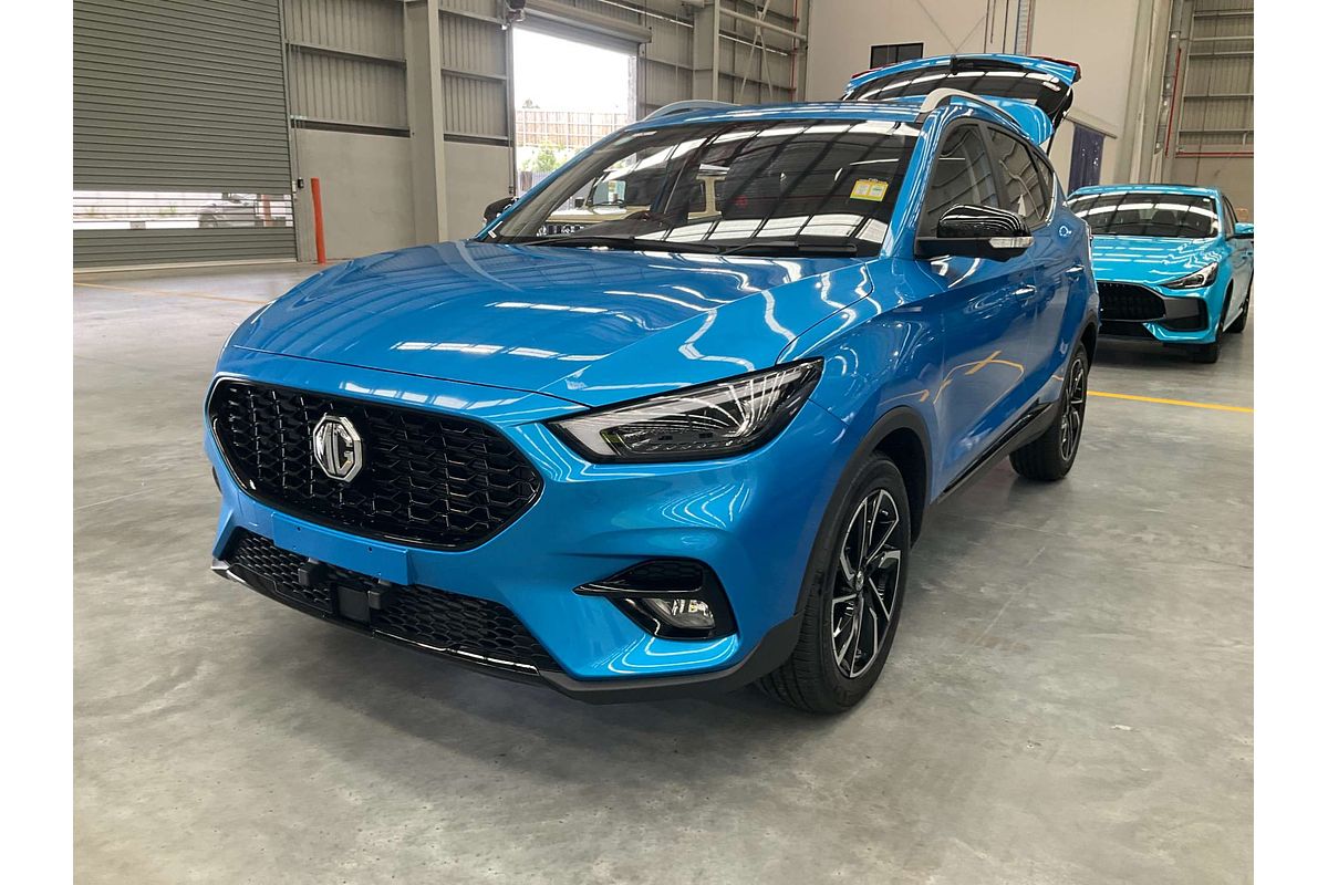 2023 MG ZST Essence