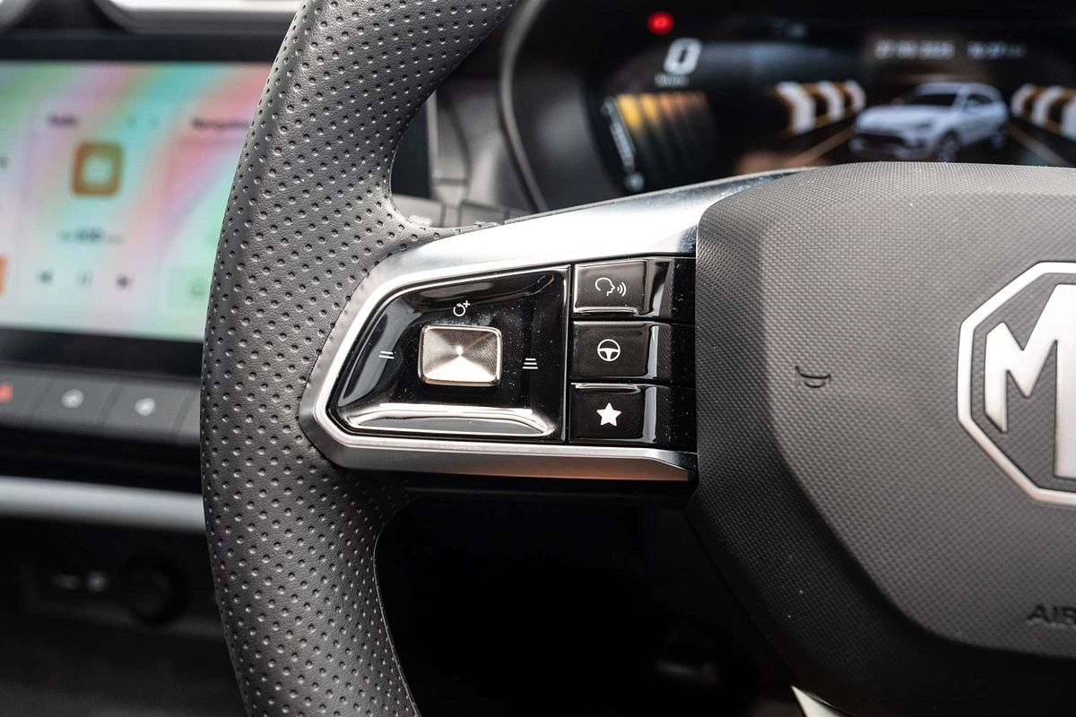 2025 MG ZS Excite Hybrid+ ZS32