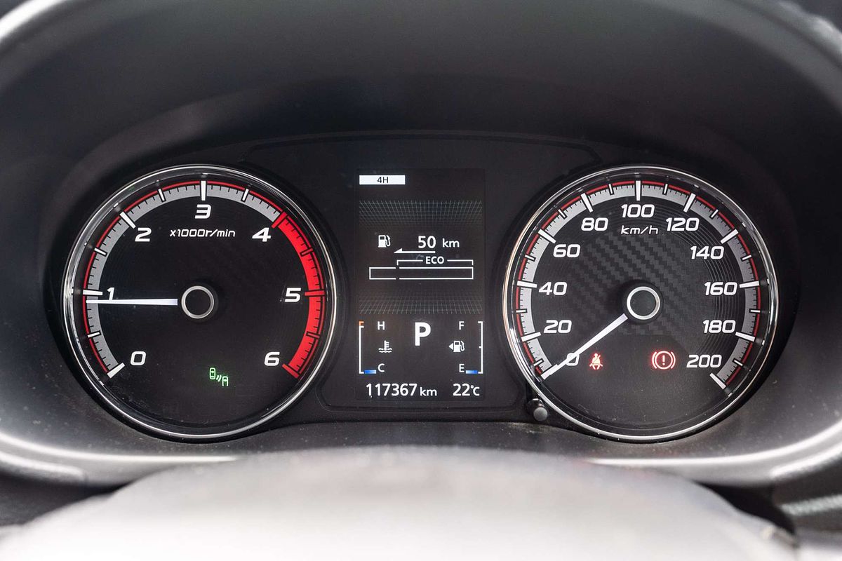 2019 Mitsubishi Triton GLX MR 4X4