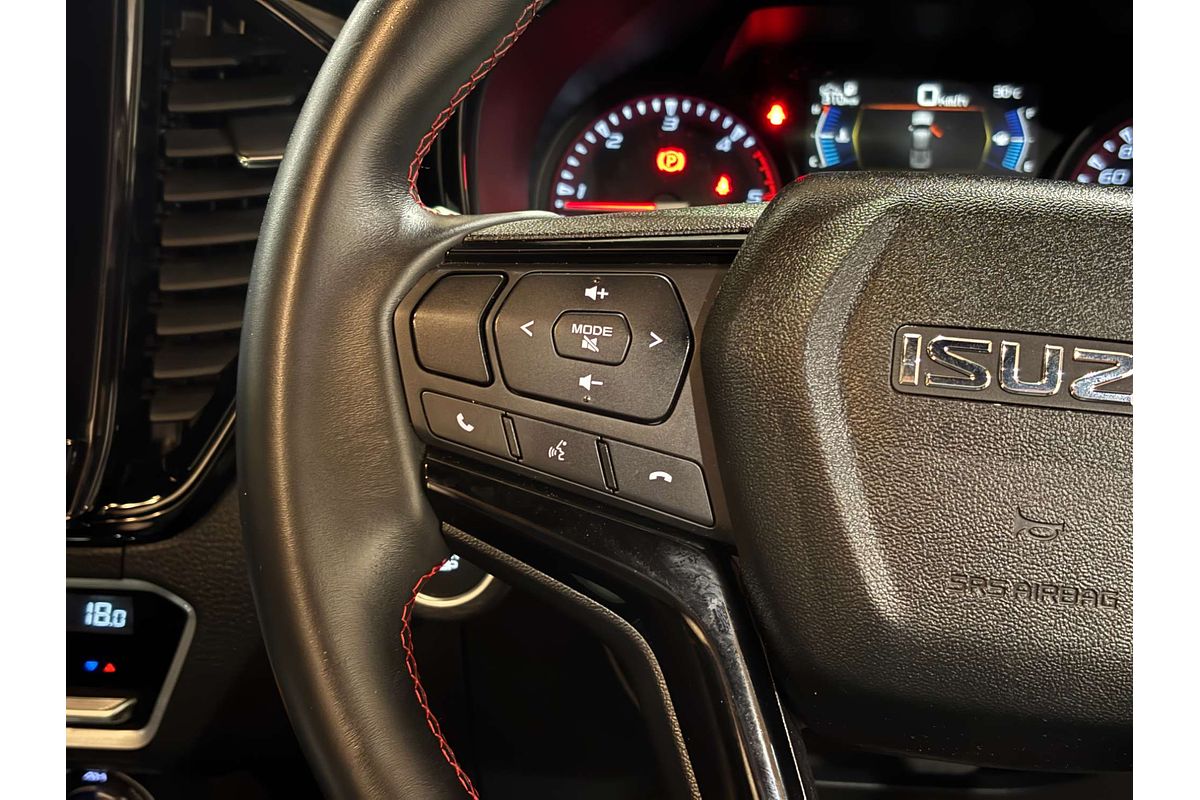 2022 Isuzu D-MAX X-TERRAIN  4X4