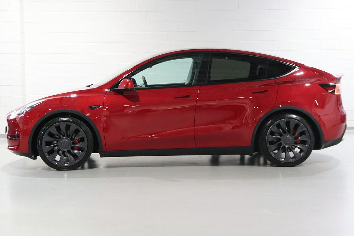 2023 Tesla Model Y Performance