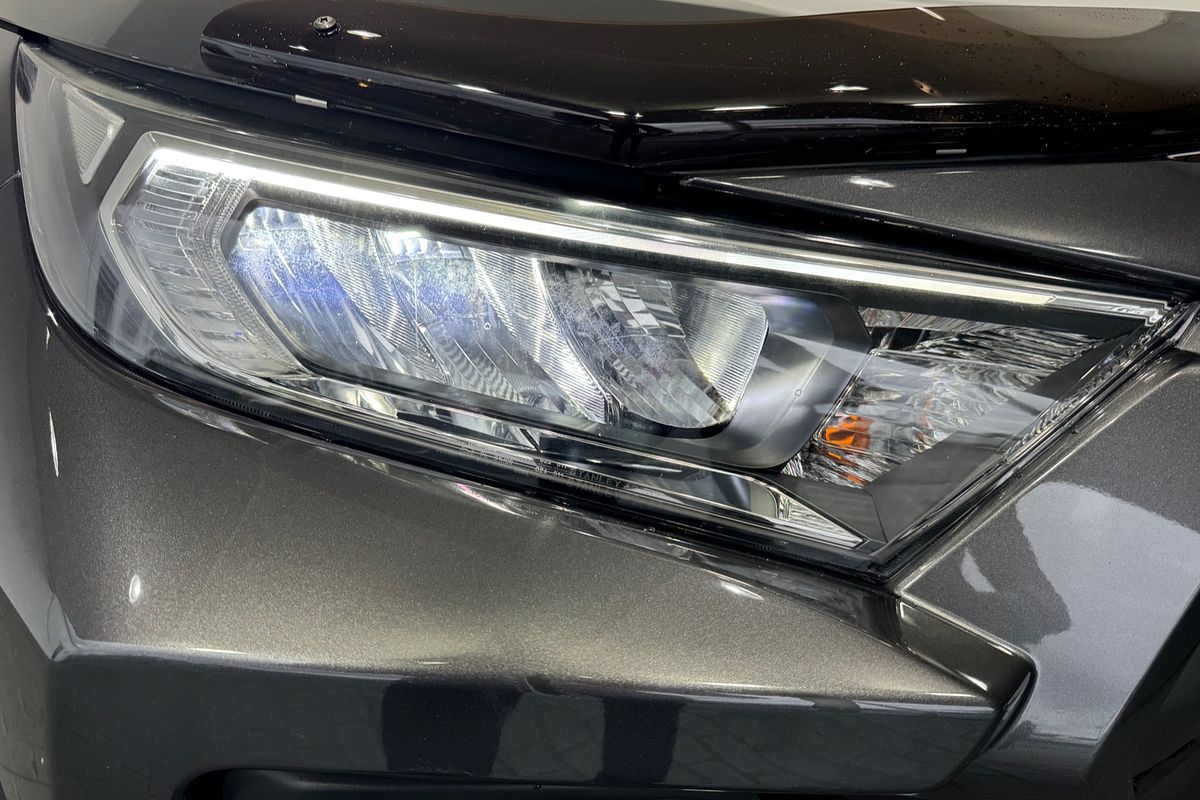2019 Toyota RAV4 Edge AXAA54R