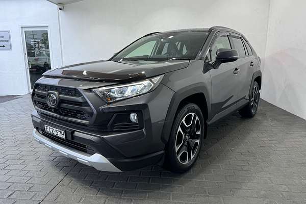 2019 Toyota RAV4 Edge AXAA54R
