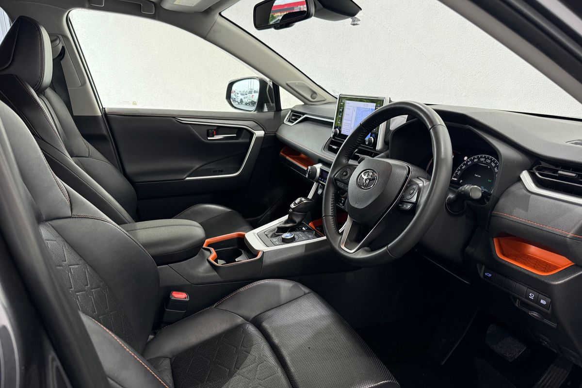 2019 Toyota RAV4 Edge AXAA54R