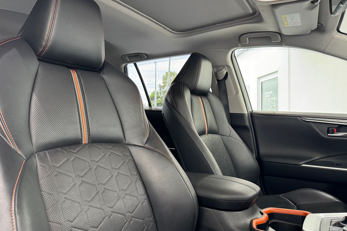 2019 Toyota RAV4 Edge AXAA54R