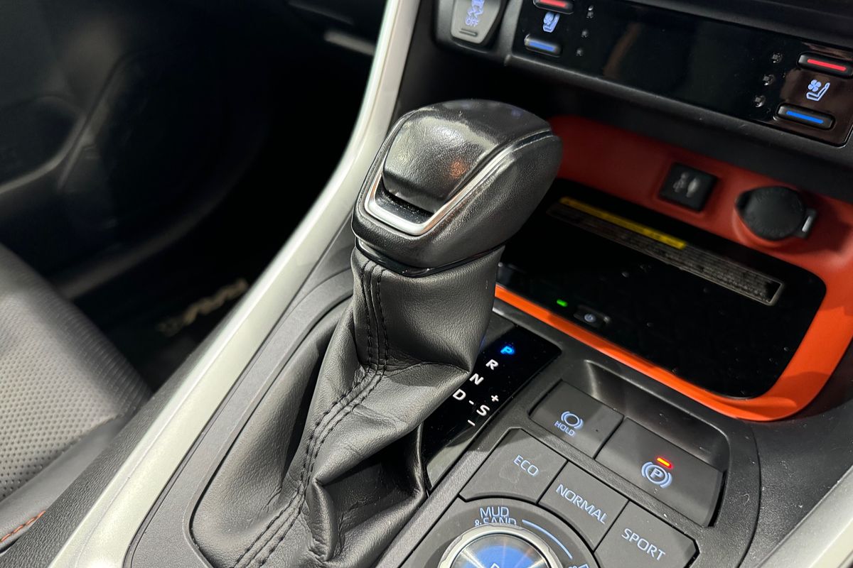 2019 Toyota RAV4 Edge AXAA54R