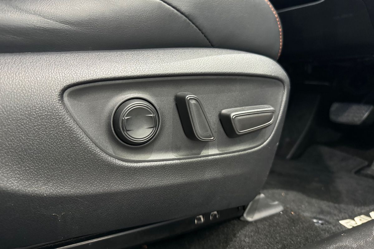 2019 Toyota RAV4 Edge AXAA54R