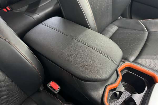 2019 Toyota RAV4 Edge AXAA54R