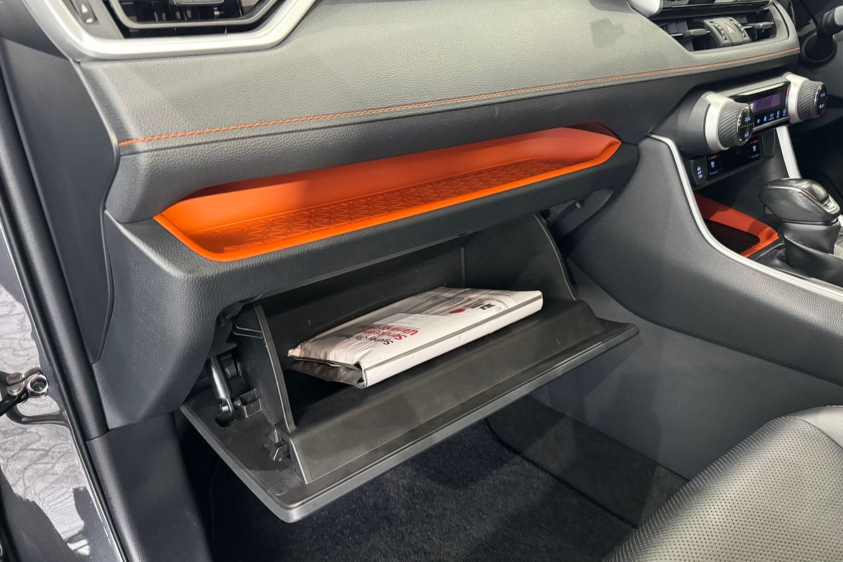 2019 Toyota RAV4 Edge AXAA54R