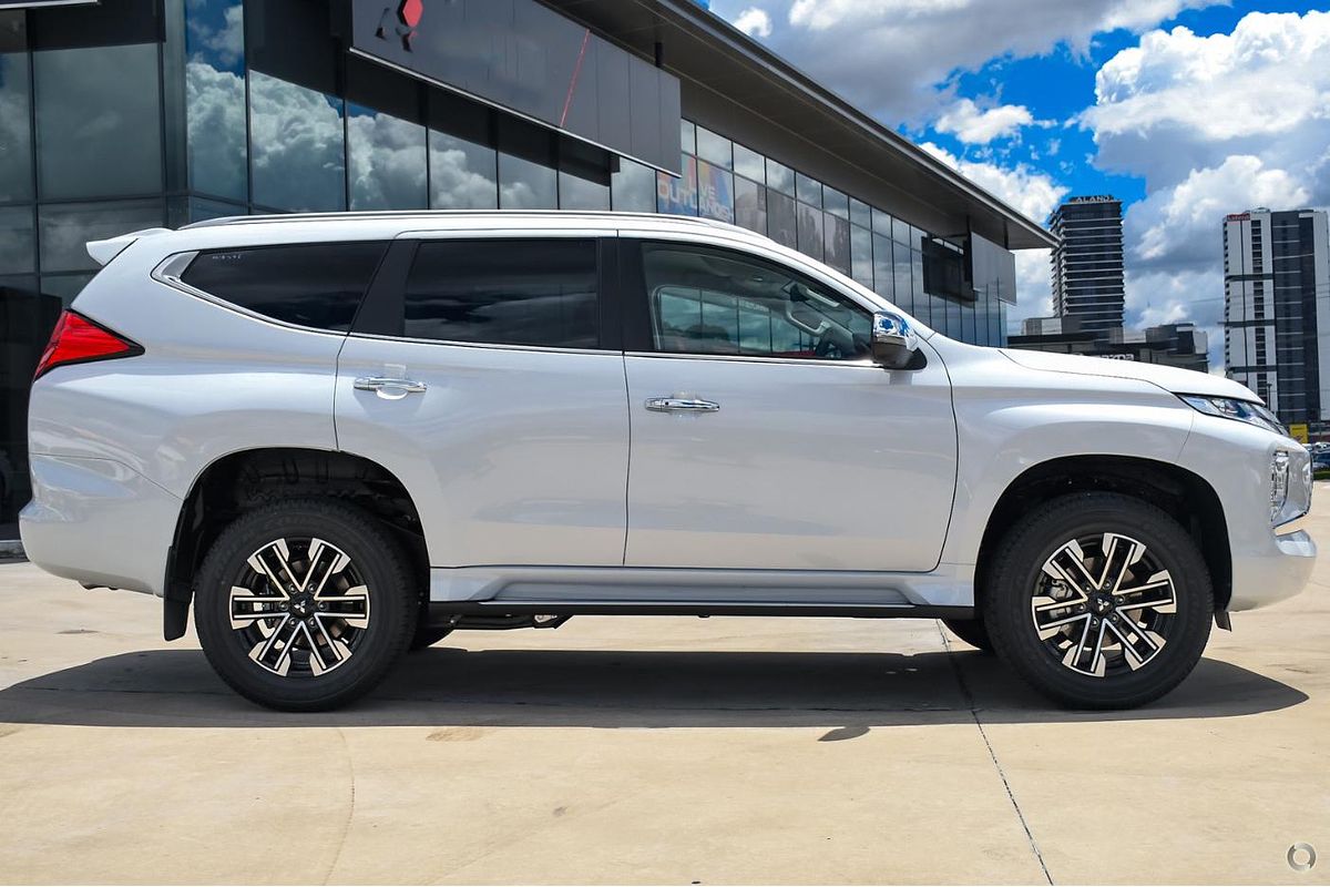 2024 Mitsubishi Pajero Sport Exceed QF