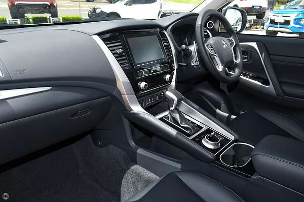 2024 Mitsubishi Pajero Sport Exceed QF
