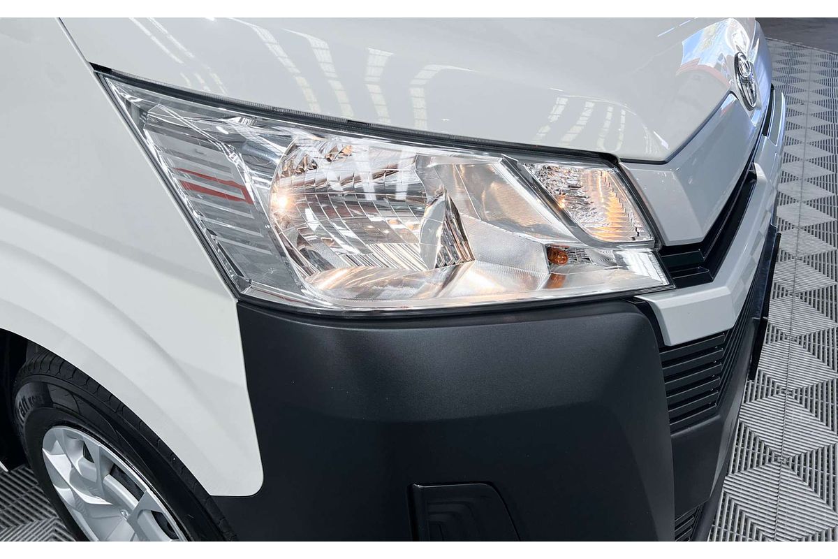 2022 Toyota Hiace GDH300R LWB