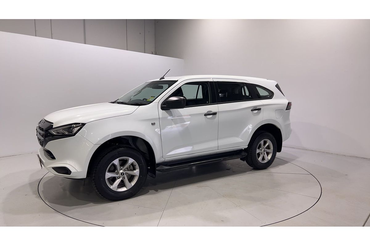 2023 Isuzu MU-X LS-M