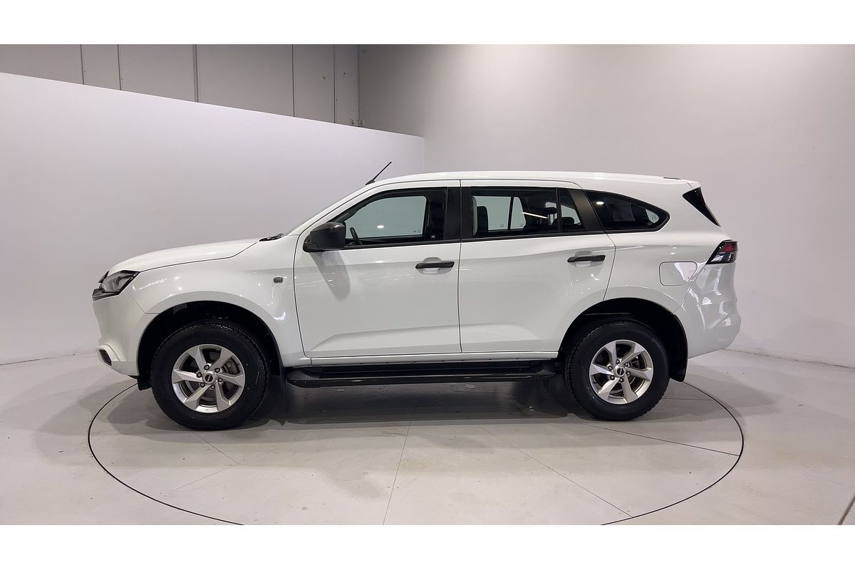 2023 Isuzu MU-X LS-M