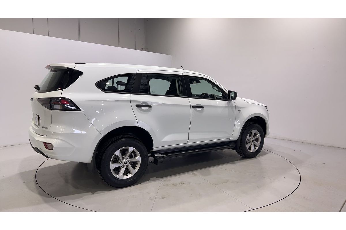 2023 Isuzu MU-X LS-M