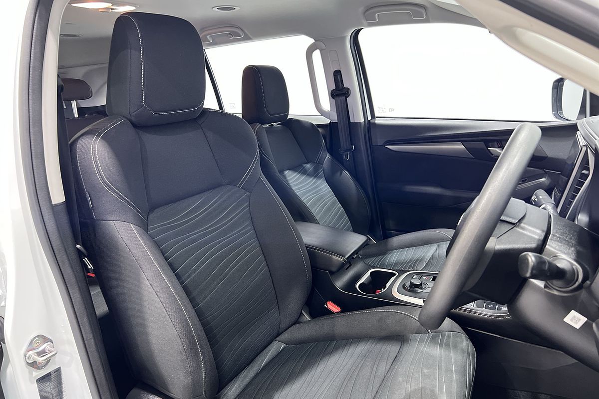 2023 Isuzu MU-X LS-M