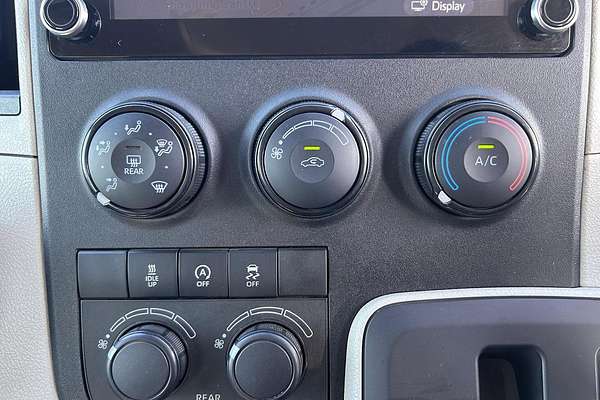 2021 Toyota Hiace Commuter GDH322R
