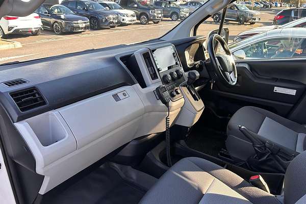 2021 Toyota Hiace Commuter GDH322R