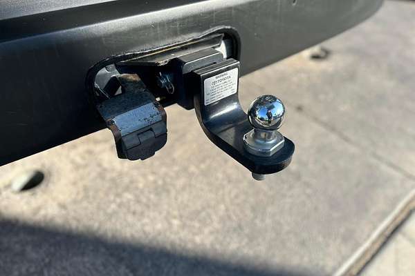 2021 Toyota Hiace Commuter GDH322R